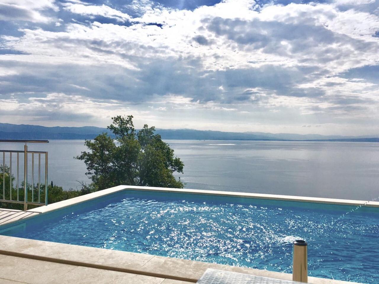 Villa Sabine Apartment Losinj Medveja Exteriér fotografie
